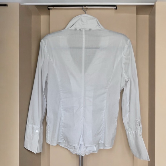 EUC- Samuel Dong- Dbl Zip Smocked Wire Neckline Front Ruffles White Top- M - Picture 2 of 15